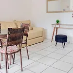 Incrível Apto com piscina e churrasq em Ubatuba SP